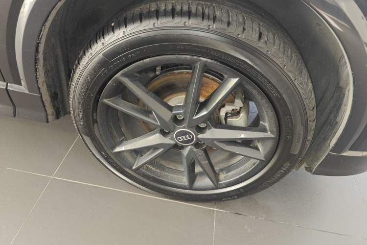 Used Audi Q2L 2024 35TFSI Ambition Dynamic Edition Right Front Wheel Hub