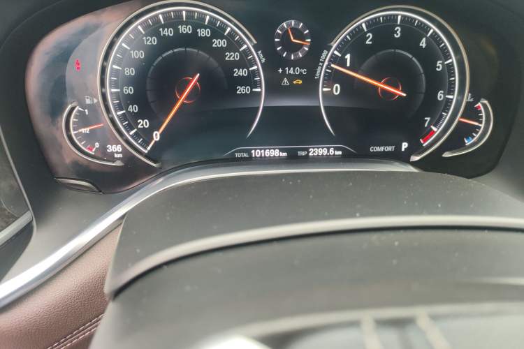 Used BMW 7 Series 2016 740Li Luxury Edition Odometer Close Up