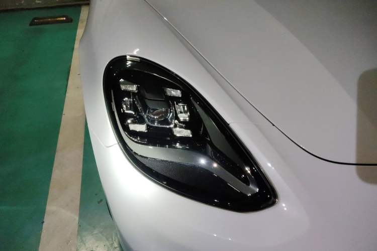 Used Porsche Panamera 2023 Panamera Executive Long Wheelbase 2.9T Right Front Headlight