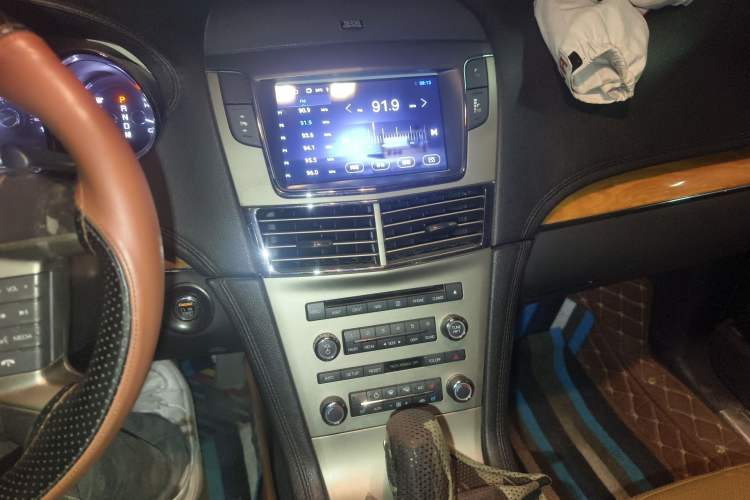 Used Lincoln MKT 2010 3.5T EcoBoost AWD Audio And AC Panel