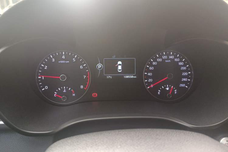 Used Kia K5 2016 2.0L Automatic LUX
