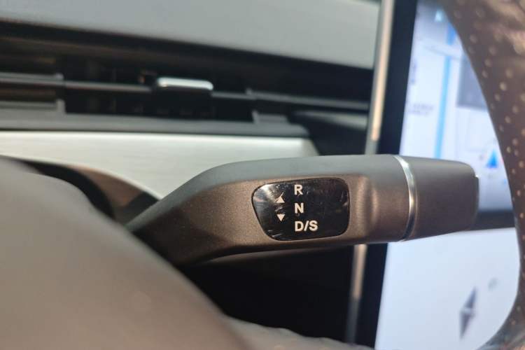 Used NETA V 2021 Long-Range Entertainment Edition
