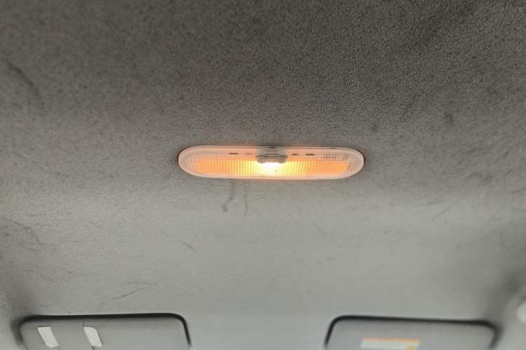 Used Nissan Sunny 2011 1.5XE Manual Comfort Edition Headliner