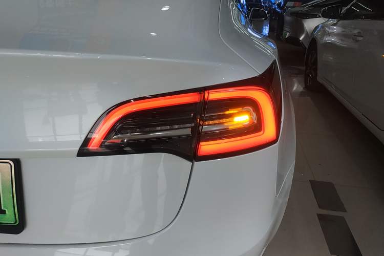 Used Tesla Model 3 2019 Standard Range Rear-Wheel Drive Upgraded Version (60 kWh)