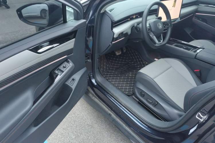 Used Volkswagen ID.7 VIZZION 2024 AIR model