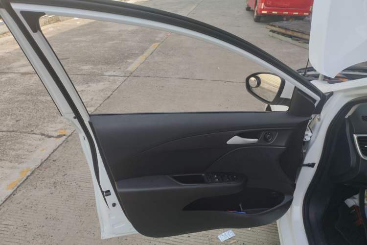 Used Chevrolet Cavalier 2019 320 Automatic Enjoyment with Sunroof