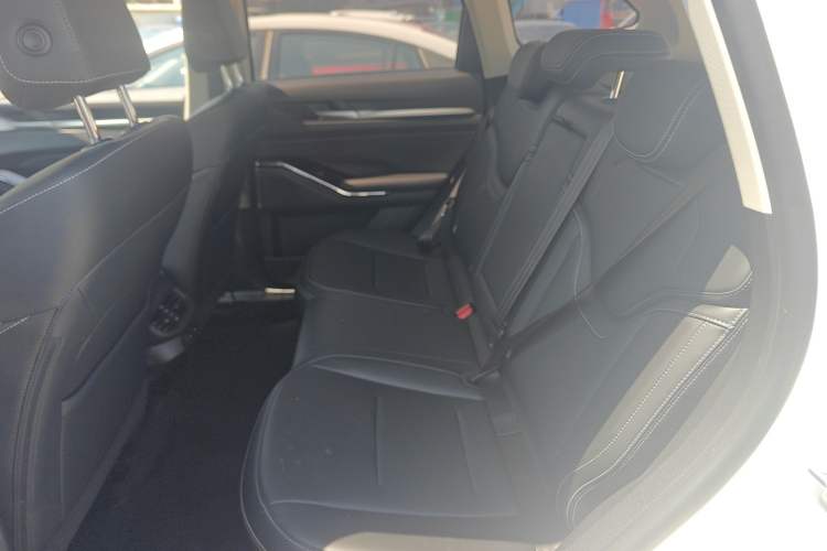 Used Haval H6 2024 1.5T Two-Wheel-Drive Classic Edition
