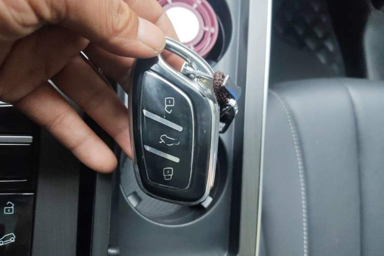 Used Roewe RX5 MAX 2022 1.5T Automatic Zhiwei Prestige Edition