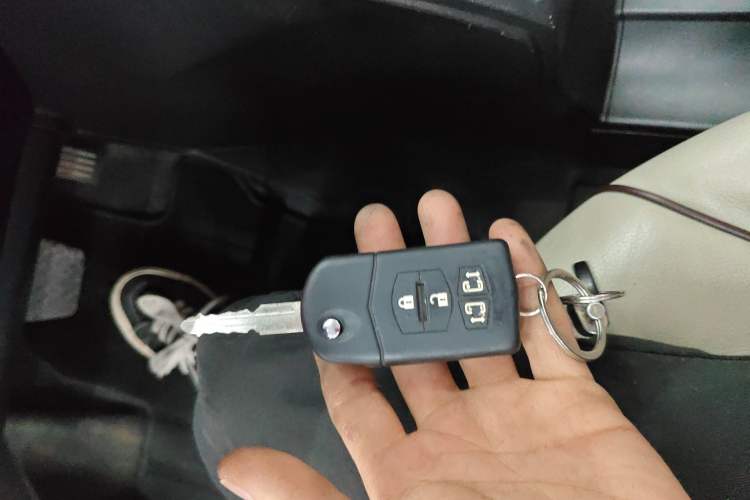 Used Mazda Mazda 5 2013 2.0L Automatic Luxury Edition