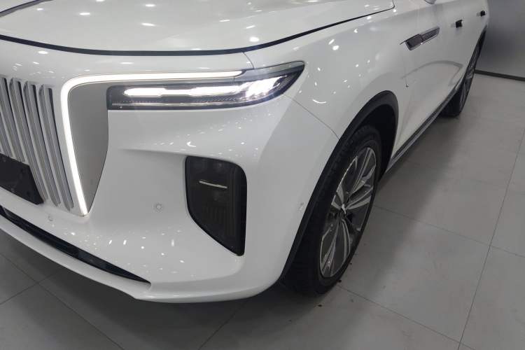 Used Hongqi E-HS9 2022 690 km Range Flagship Edition Six Seats Left Front Headlight