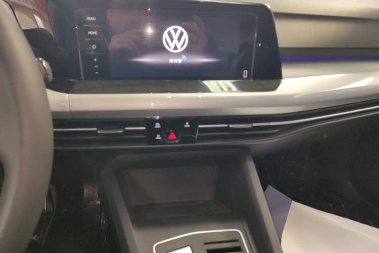 Used Volkswagen Golf 2023 Facelift 280TSI DSG Pro Audio And AC Panel