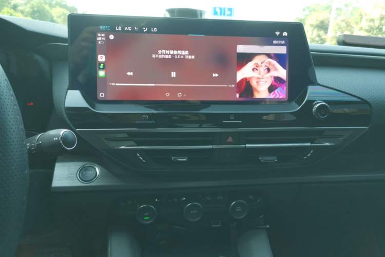 Used Citroen C5 X 2024 1.6T Extraordinary Power
