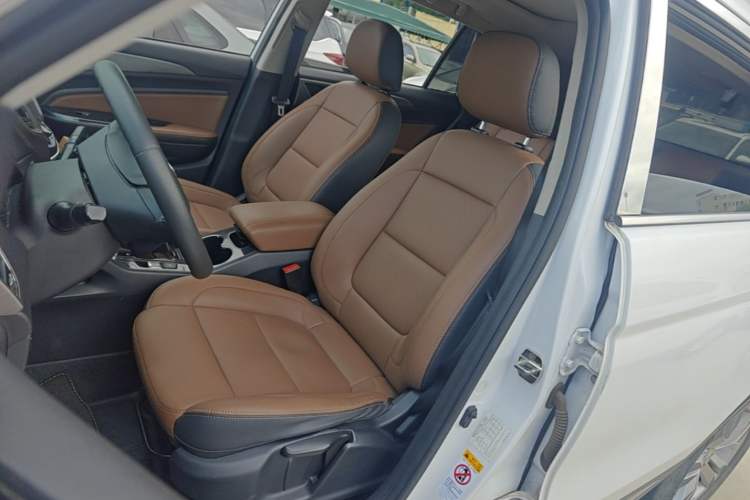 Used CHANGAN CS75 2017 Shangkui Edition 1.5T Automatic Fengxiang Model