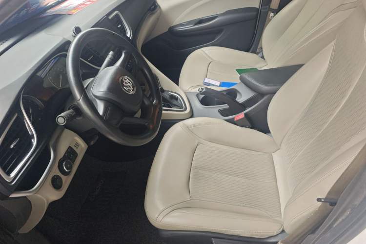 Used Buick GT 2017 15N Automatic Elite Version
