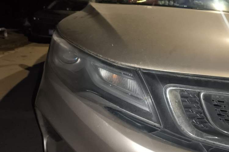 Used Geely Auto Emgrand GL 2018 1.8L Manual Elite Smart Connectivity Version Right Front Headlight