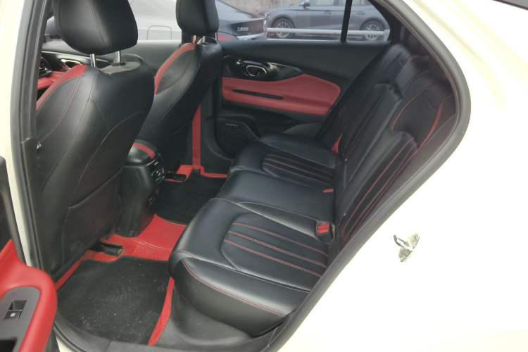 Used GAC Trumpchi EMPOW 2021 270T DCT J15 Version
