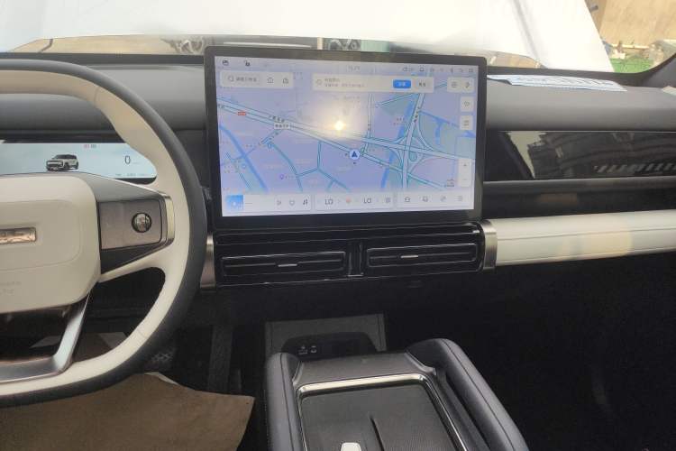 Used iCAR 03T 2024 520km Two-Wheel Drive Long-Range Version Audio And AC Panel