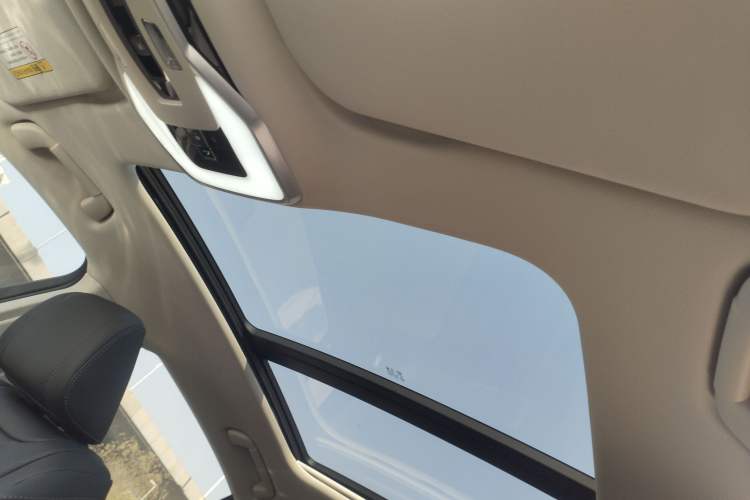 Used Hongqi H5 2024 1.5T DCT Smart Connect Flagship Edition Headliner