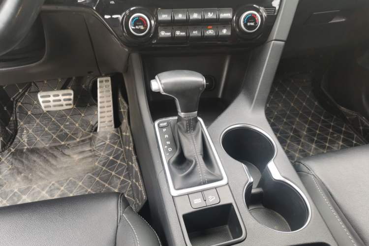 Used Kia KX5 2016 1.6T Automatic Two-Wheel Drive DLX