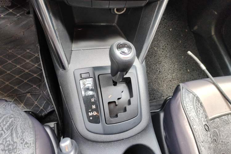 Used Mazda CX-5 2013 2.0L Automatic Two-Wheel Drive Comfort Version Gear Lever