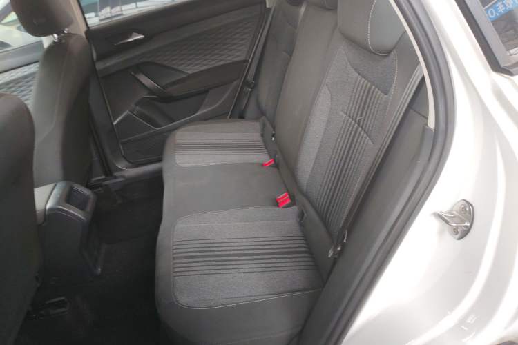 Used Volkswagen Tharu 2022 280TSI Two-Wheel Drive Trend Edition Left Rear Seat