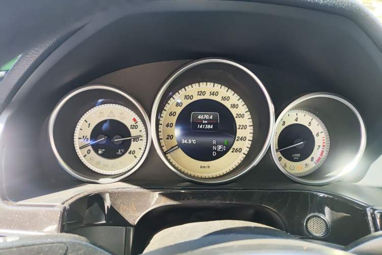 Used Mercedes-Benz E-Class 2014 Restyled E 260 L Sport Edition Instrument Cluster