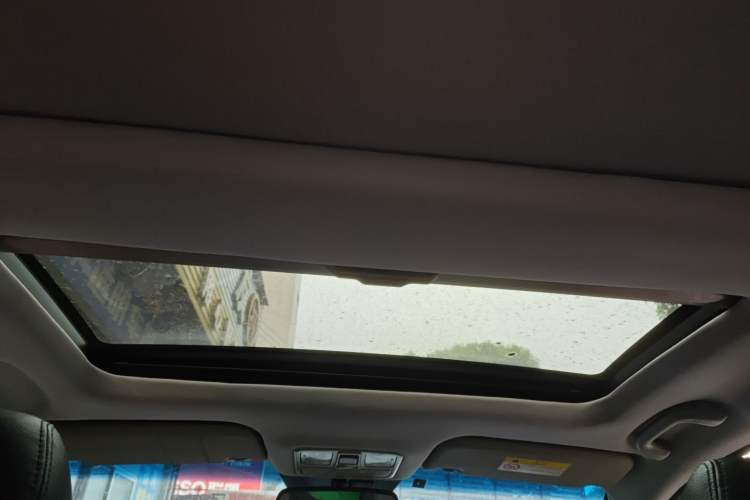 Used JAC Refine S5 2015 1.5T Automatic Luxury Model
