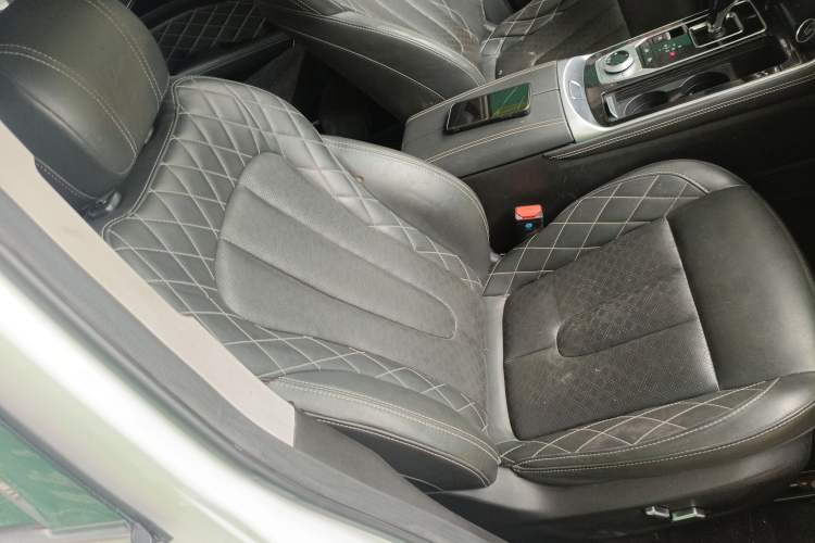 Used JETOUR X95 2020 1.6T DCT Exploration Pro Edition 7 Seats Right Front Seat