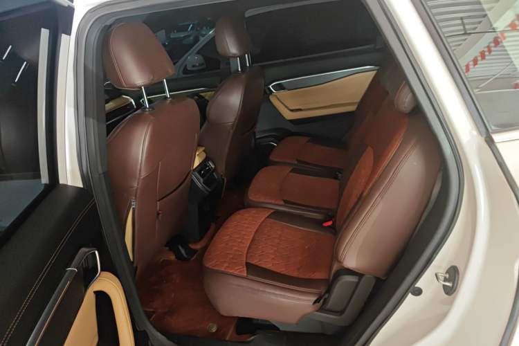 Used Geely Auto Haoyue L 2023 2.0T DCT Flagship Version
