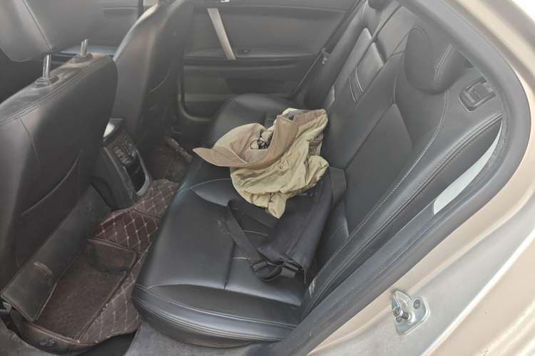 Used Roewe 550 2012 550 1.8L Manual Value Edition