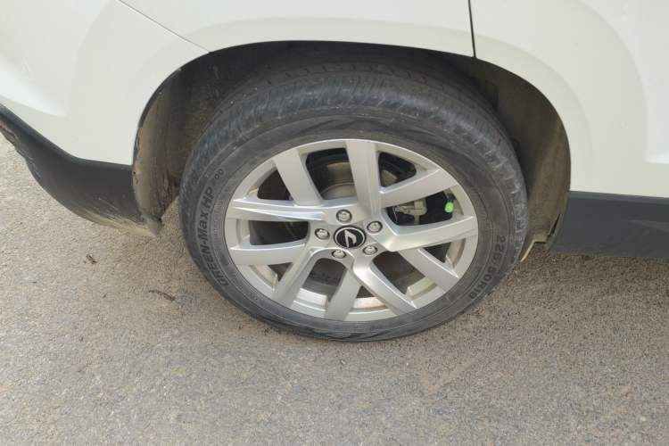 Used Jetta VS5 2023 280TSI Manual Entry-Level Model Right Rear Wheel Hub