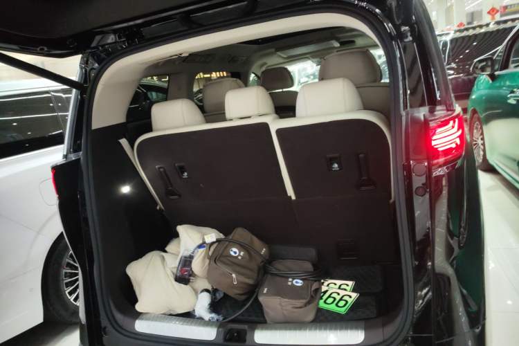 Used Denza D9 2024 DM-i 980 Four-Wheel Drive Prestige Model