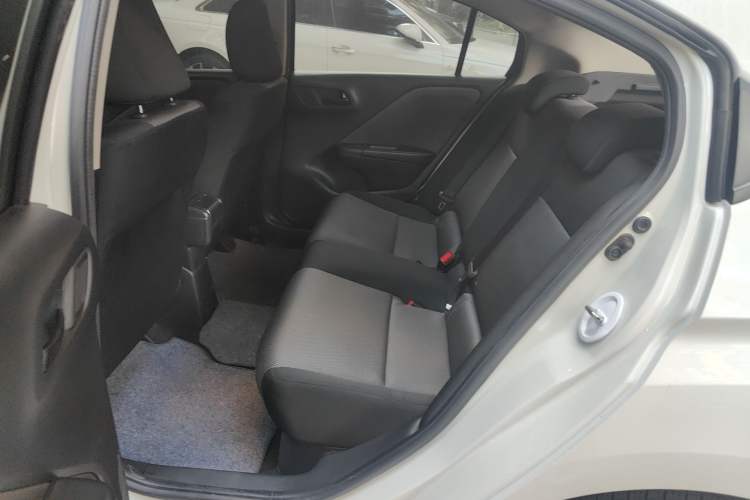 Used Honda Gienia 2017 1.5L CVT Classic Edition
