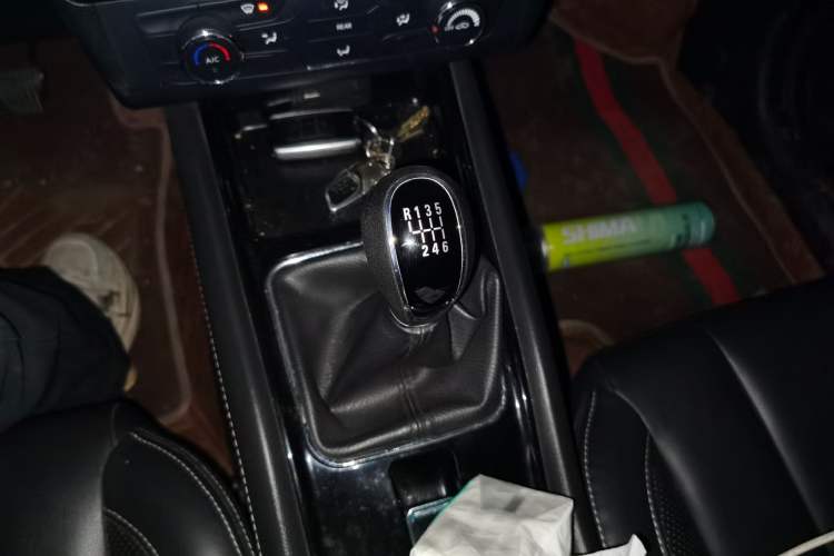 Used Dongfeng Fengon 580 2017 1.5T Manual Luxury Model
