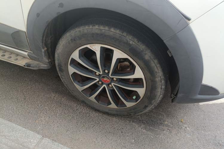 Used FORTHING Joyear X5 2015 1.6L Manual Luxury Model