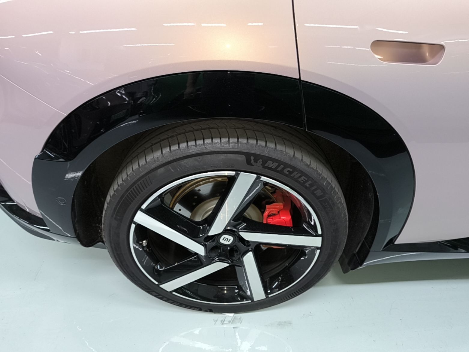 Xiaomi Auto YU7 2025 Ultra-Long Range High-Performance All-Wheel-Drive Max Edition — снимка 11