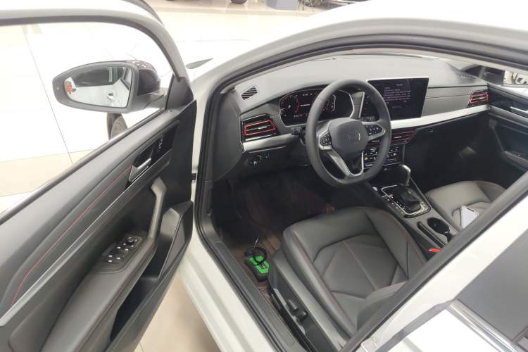 Used Volkswagen Lavida 2024 300TSI DSG Starry Sky Leading Edition
