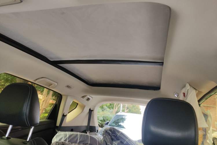 Used Dongfeng Fengon 580 2017 1.5T CVT Smart Style Model