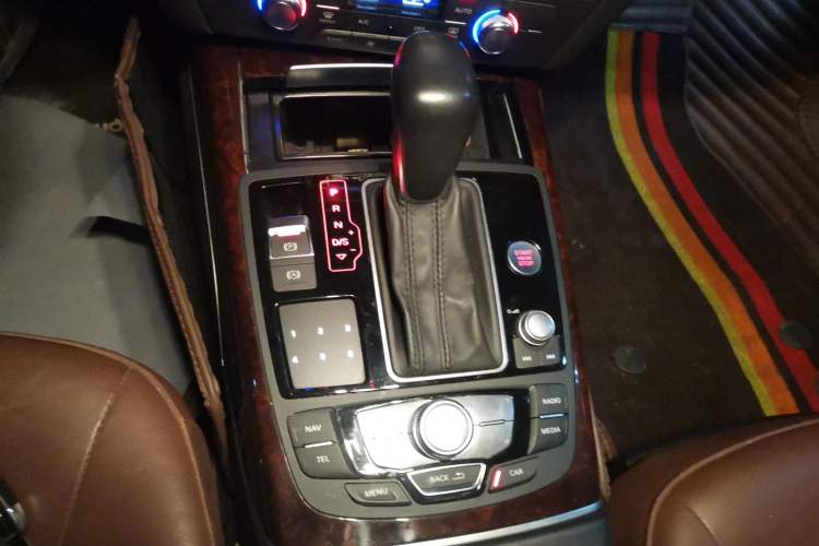 Used Audi A6L 2017 30 FSI Comfort Model Gear Lever