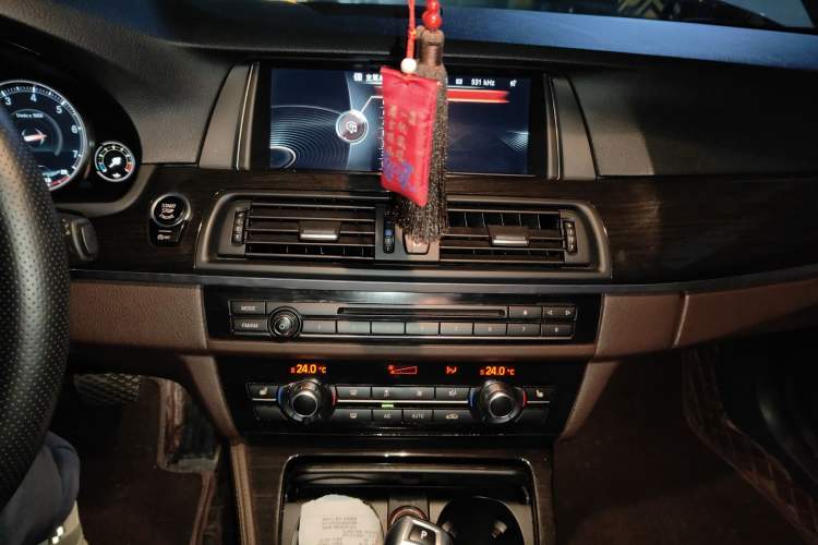 Used BMW 5 Series 2017 525Li Luxury Design Package