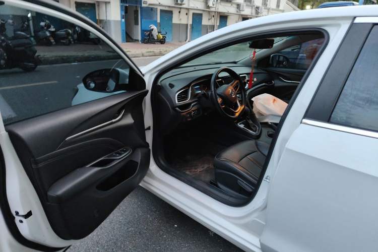 Used Buick GT 2016 15N Automatic Luxury Edition
