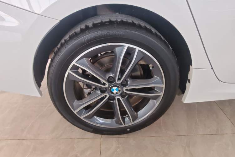 Used BMW 1 Series 2023 120i M Sport Edition Right Rear Wheel Hub