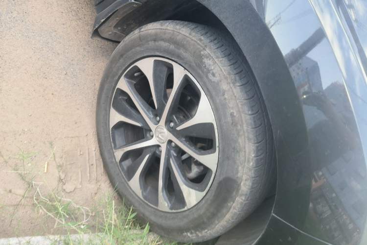 Used Honda Avancier 2019 240TURBO Two-Wheel Drive Comfort Version Right Front Wheel Hub