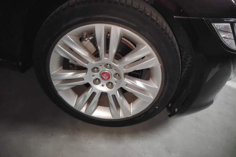 Used Jaguar XFL 2018 XFL 2.0T 250 PS Luxury Edition
