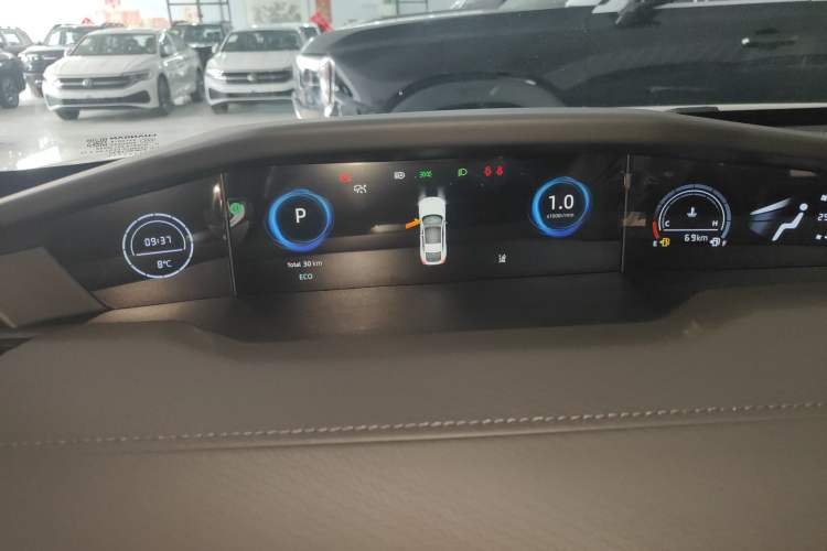 Used Changan UNI-V 2024 1.5T Prestige Sport Edition