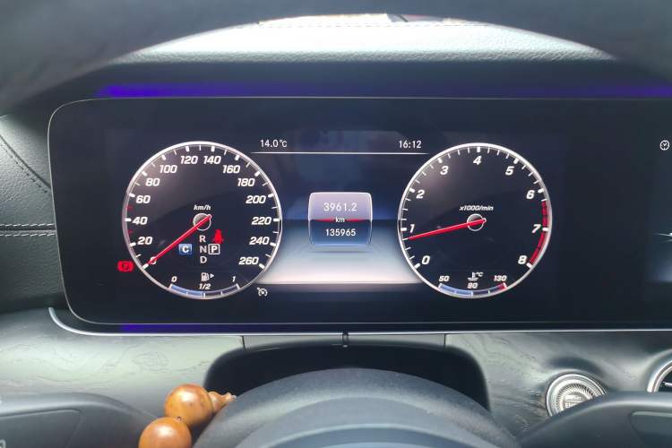 Used Mercedes-Benz E-Class 2019 E 300 L Sporty and Stylish Model
