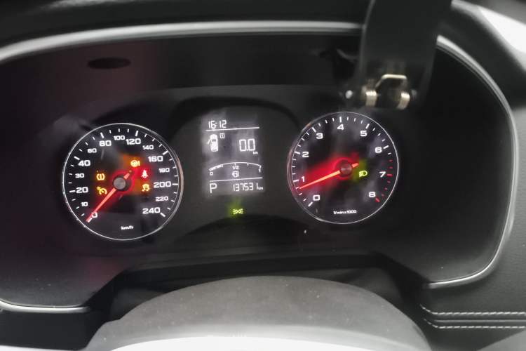 Used Roewe RX5 2018 20T Two-Wheel Drive Automatic Flagship Edition