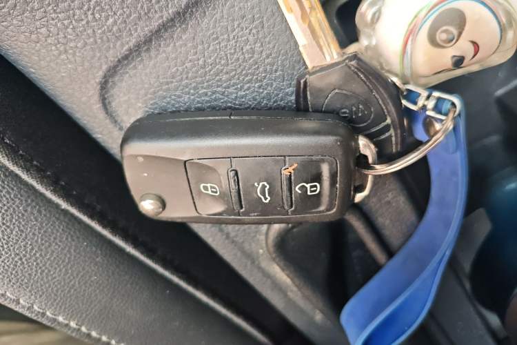 Used Volkswagen Sagitar 2018 1.6L Automatic Comfort Model Vehicle Key