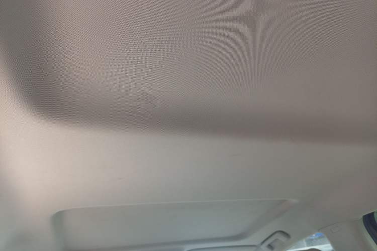 Used Buick GL8 2023 Land Executive Class Comfort Model