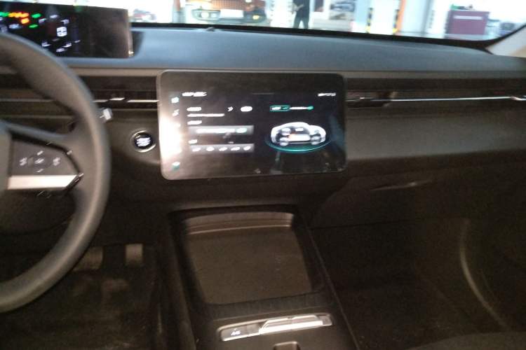 Used CHANGAN OSHAN 520 2025 Standard Edition
